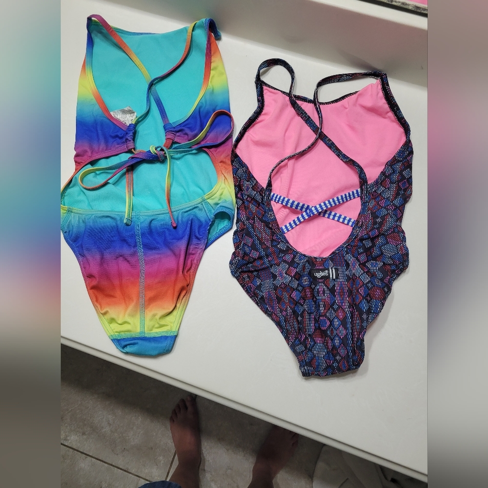 Size 24 rainbow practice suit tie back - Picture 2 of 3